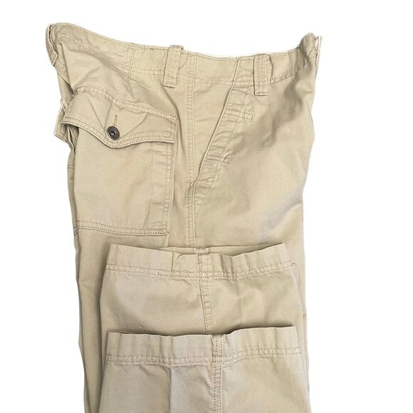 Levi's Cargo Pants, 32x30.5,  Loose Straight Fit, Cotton, Beige, Khaki, Tan - Picture 4 of 11